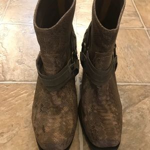 Size 7, snake skin booties